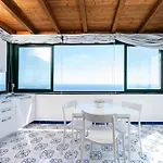Foglia Amalfi