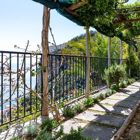 Foglia 3* Amalfi