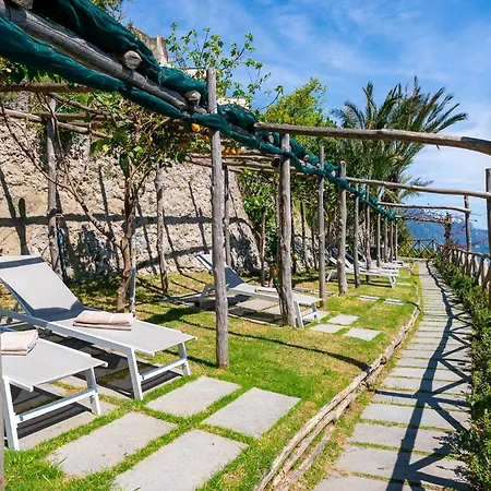 Foglia Hotel apartamentowy