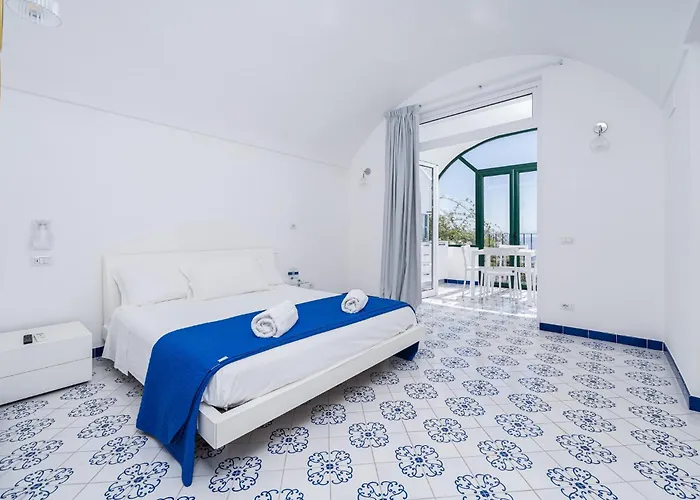 Foglia Aparthotel 3*