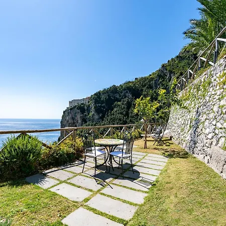 Apart Otel Foglia 3*